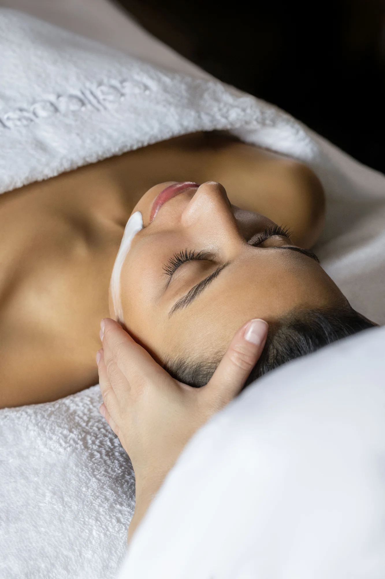 Cuidado facial a medida en el spa de la Villa Belle Plage, en Cannes